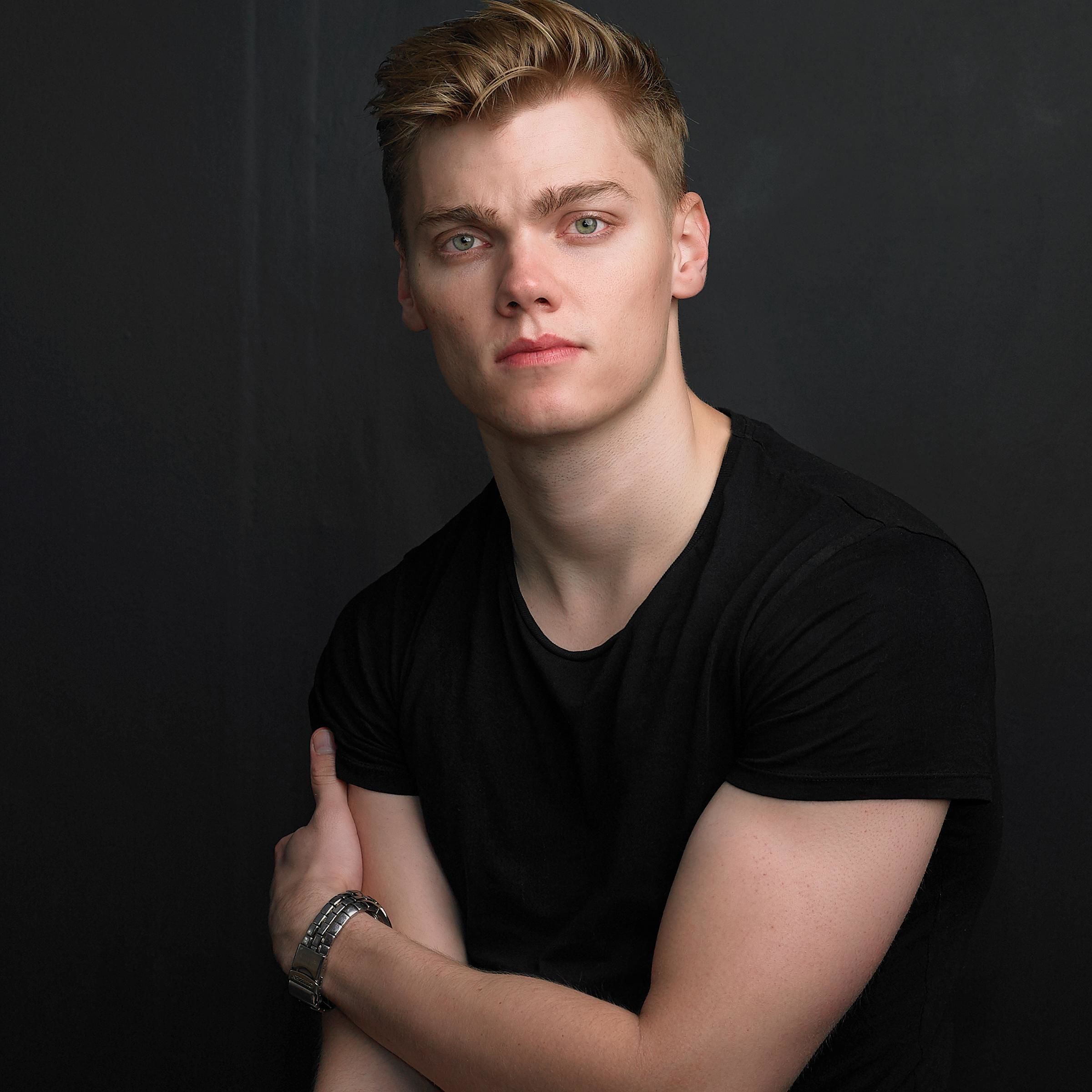 Levi Meaden photos,Britt Robertson photos,Nick Santora photos,Pooch Hall photos,Matthew Miller photos,Alex Herschlag photos