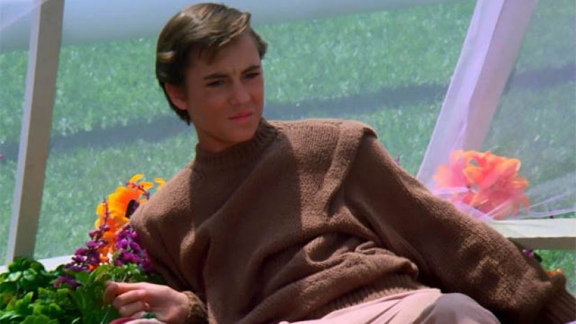 Justice episode synopsis,reviews,forums,photos,The Ensigns of Command episode synopsis,The High Ground episode synopsis