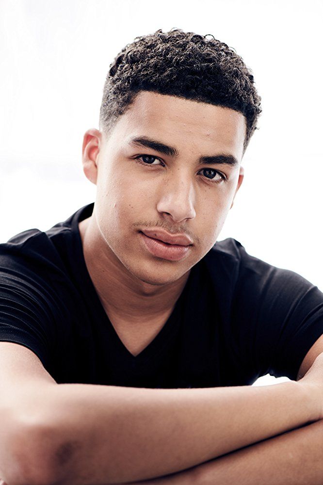 Marcus Scribner photos,Anna Camp photos,Kelly McCreary photos,Britney Spears photos,Marina Squerciati photos,Ashton Holmes photos