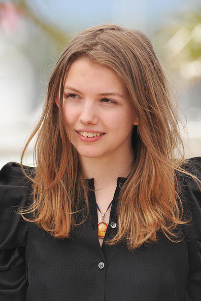 Hannah Murray photos,Stephen Levinson photos,James Pickens, Jr. photos,Caroline Rhea photos,Carl Tart photos,Morgan Freeman photos