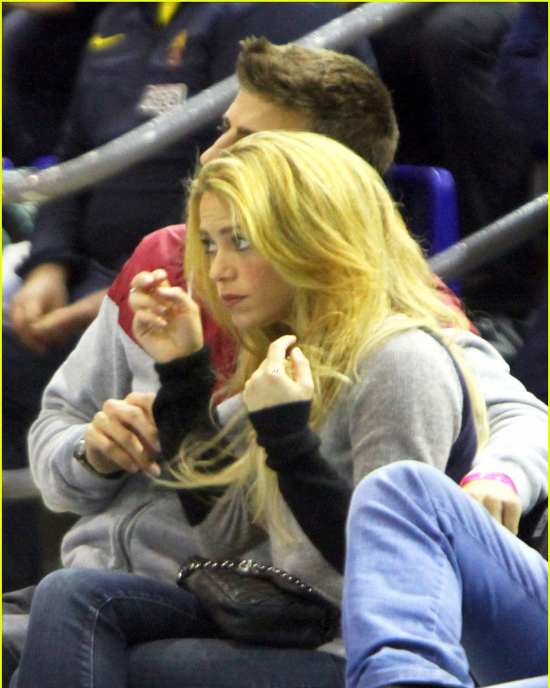 Shakira photos,Kathleen Kennedy photos,Adam Jamal Craig photos,Hart Hanson photos,Marc Kudisch photos,Ian Anthony Dale photos