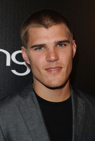 Chris Zylka photos,Robert J. Ulrich photos,Milo Ventimiglia photos,Devon Bostick photos,Hugh Dillon photos,Jenna Bans photos