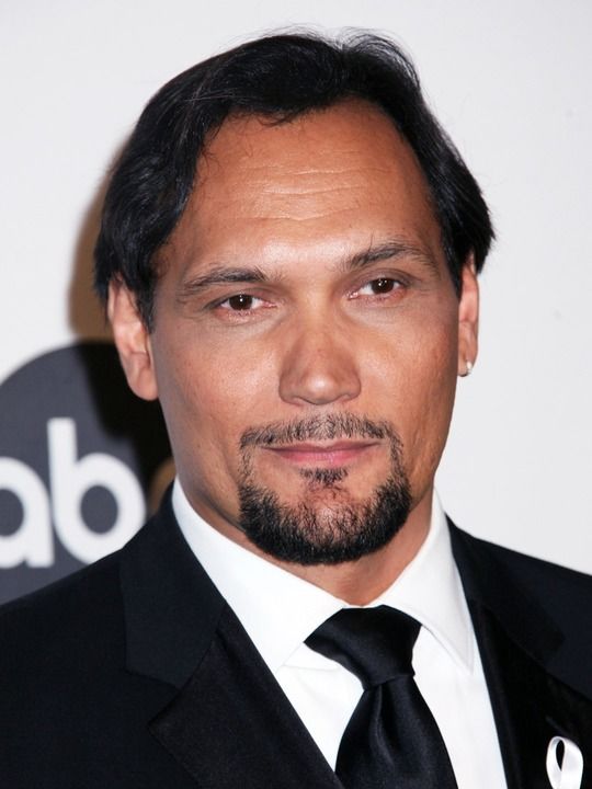 Jimmy Smits photos,Sarah Wayne Callies photos,Peter Paige photos,James Pickens, Jr. photos,Griffin Gluck photos,Anthony Stewart Head photos