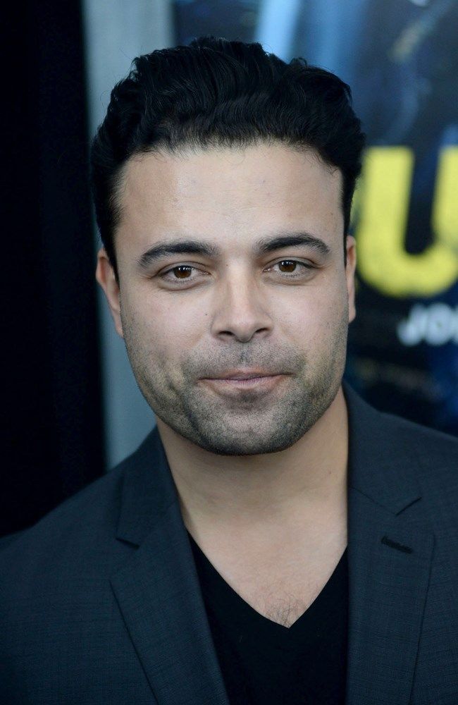James Martinez photos,David Slade photos,Anthony Simcoe photos,Dan Bucatinsky photos,Henry Simmons photos,Bertram van Munster photos