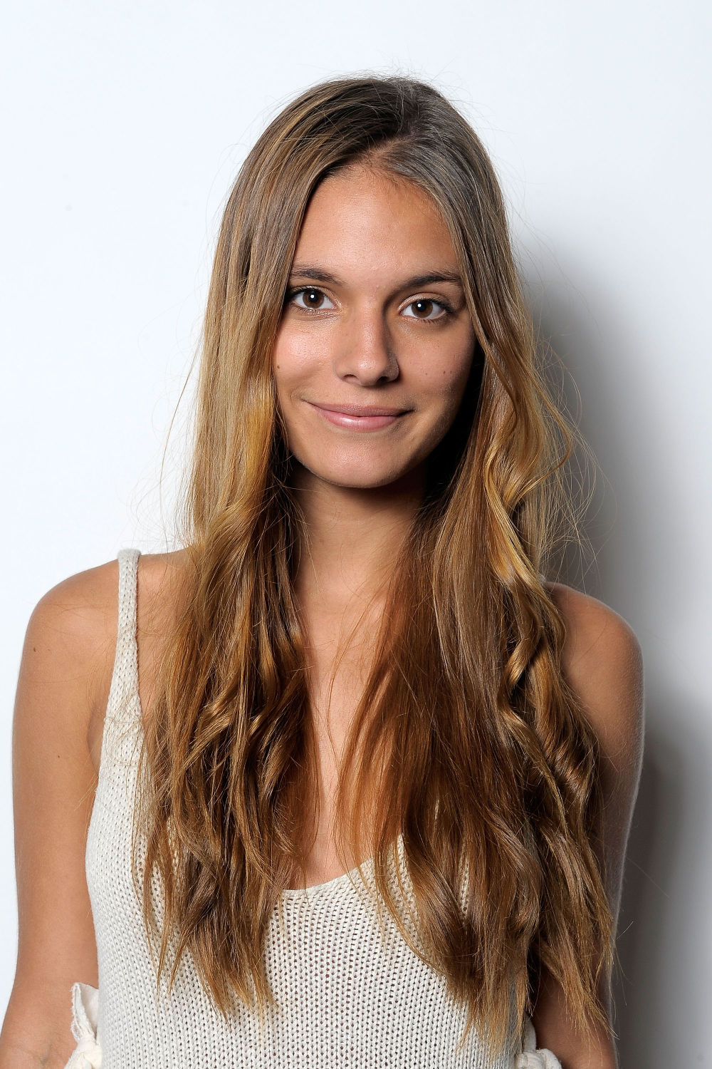 Caitlin Stasey photos,John Hannah photos,Charles Parnell photos,Britney Spears photos,Devon Sawa photos,Kim Cattrall photos
