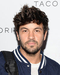 Jordan Masterson photos,Madeline Zima photos,Halle Berry photos,Yusuf Gatewood photos,Usher photos,Jonathan Nolan photos