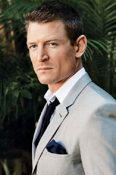 Philip Winchester photos,Michael Kelly photos,Lindsay Sturman photos,Peter Berg photos,Sophie Lowe photos,Natalie Jongjaroenlarp photos