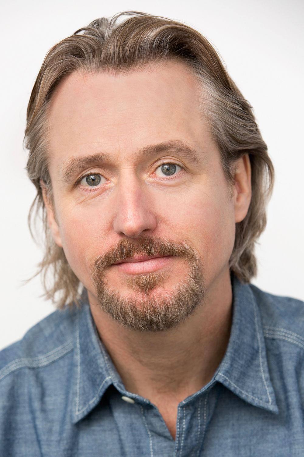Linus Roache photos,Anne Flett-Giordano photos,Sarah Ramos photos,Matt Fusfeld photos,Julie Bowen photos,Gil Birmingham photos
