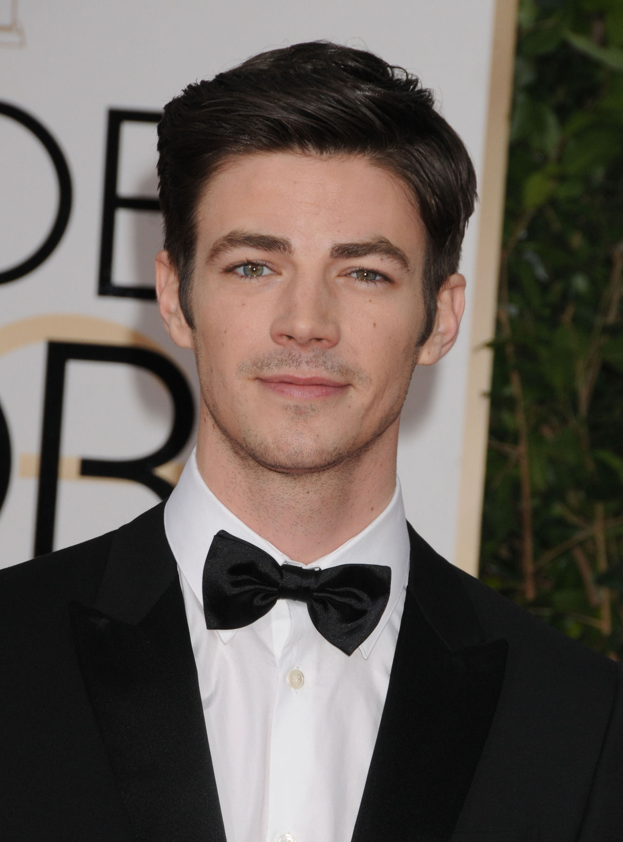 Grant Gustin photos,Jodi Binstock photos,Ryan Murphy photos,Steven Cree photos,J.B. Sugar photos,Julia Louis-Dreyfus photos