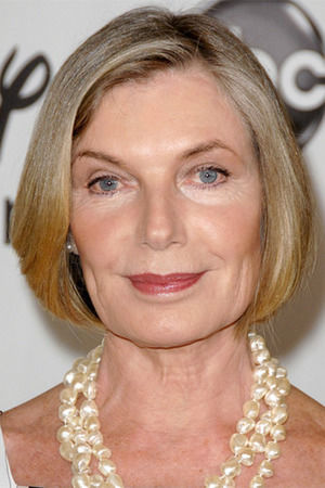 Susan Sullivan photos,Hannah New photos,Norm Hiscock photos,Madison Davenport photos,Linus Roache photos,Quinton Peeples photos
