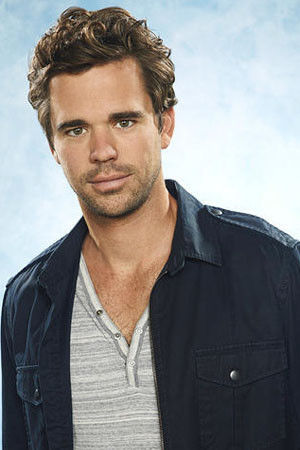David Walton photos,Steve Robertson photos,Andrew Wilder photos,Erika Lippoldt photos,Michael Seitzman photos,Jane Lynch photos