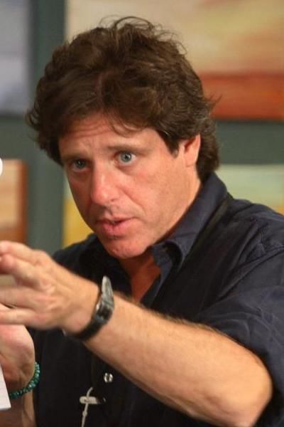 John David Coles photos,Kevin Dunn photos,Bonnie Bedelia photos,Sarah Sutherland photos,Sean Maguire photos,Bo Yeon Kim photos
