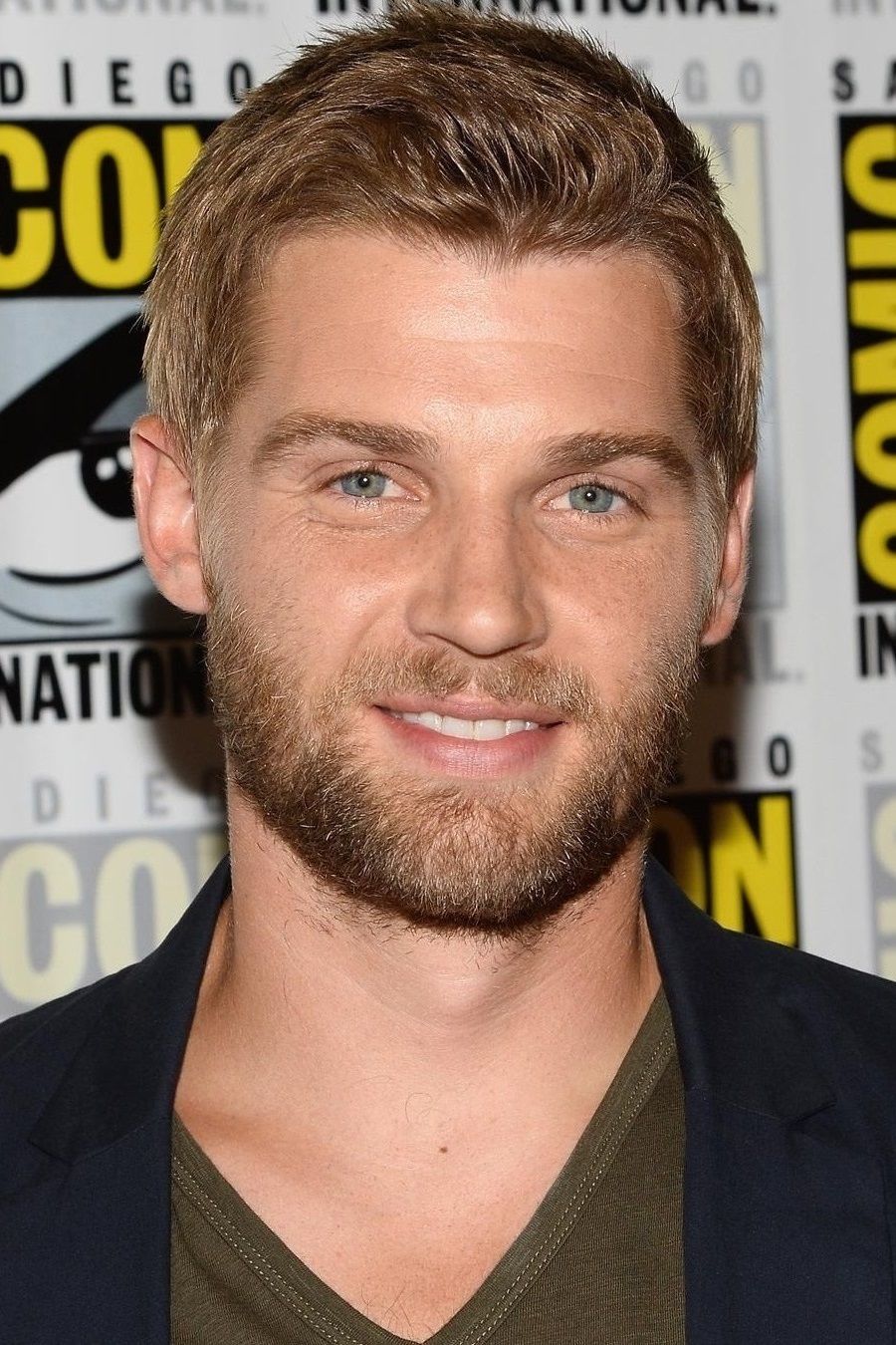 Mike Vogel photos,Andrew Stewart-Jones photos,Jonathan Frakes photos,Doug Liman photos,Kim Manners photos,Spencer Macpherson photos
