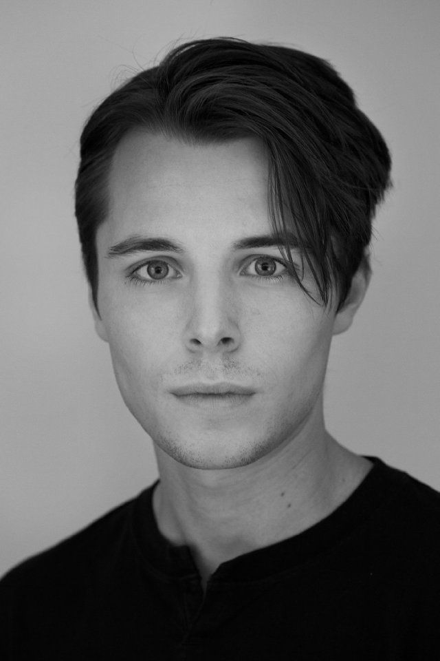 Max Fowler photos,Lance Anderson photos,Griffin Gluck photos,Tom Kapinos photos,Jack Huston photos,Josh Berman photos