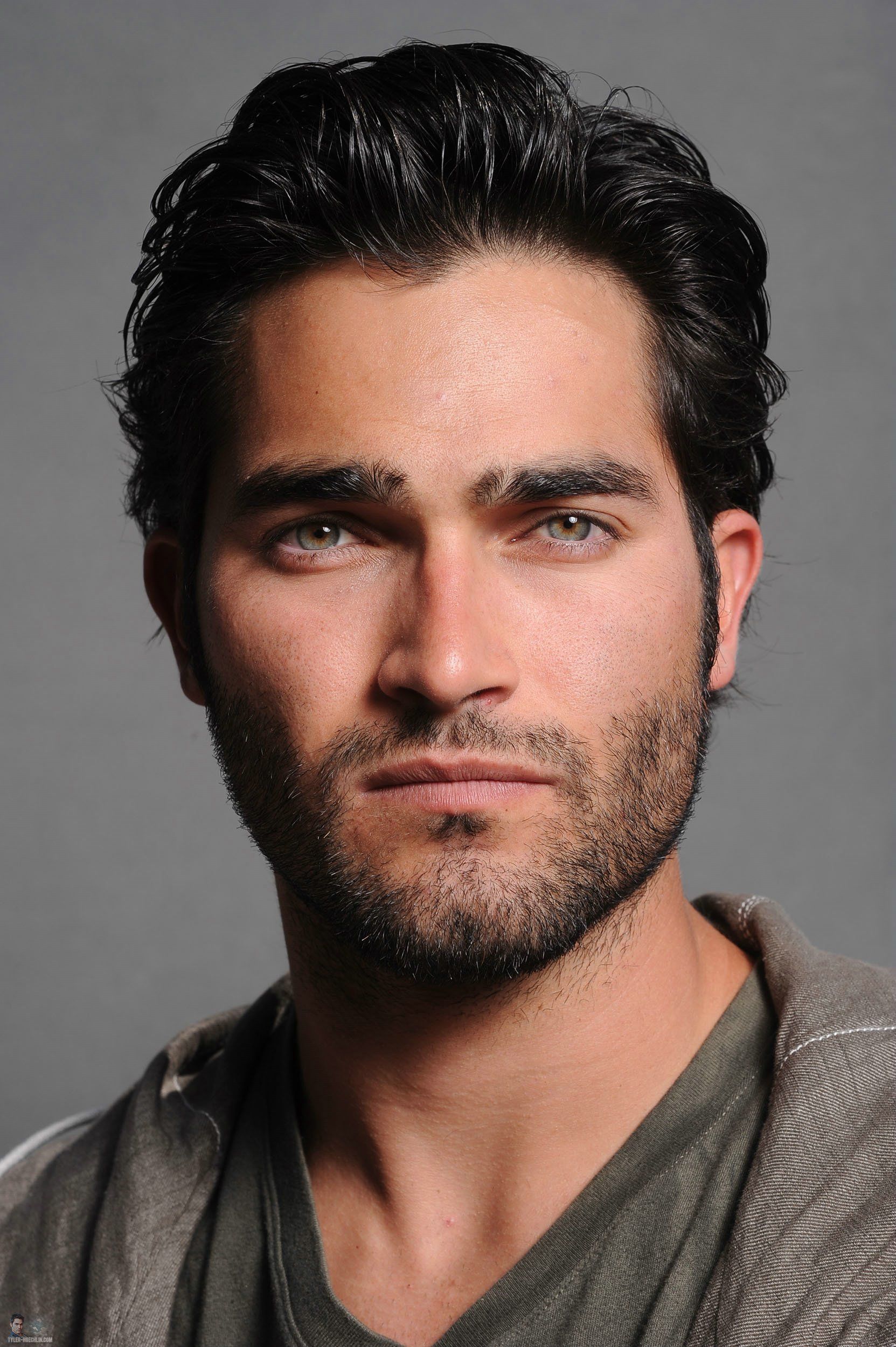 Tyler Hoechlin photos,Soo Hugh photos,BelÃ©n Atienza photos,Melissa Benoist photos,Beth Hall photos,Anna Chlumsky photos