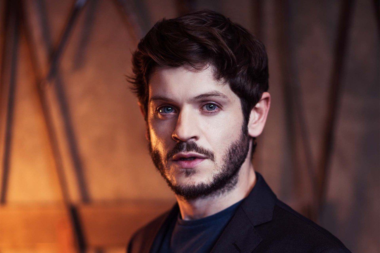Iwan Rheon photos,Arliss Howard photos,Selenis Leyva photos,Samira Wiley photos,Bob Odenkirk photos,Ally Seibert photos