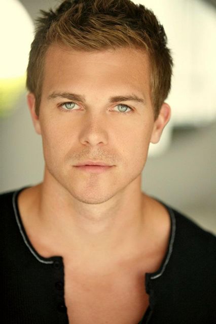 Michael Roark photos,Thomas J. Whelan photos,Warren Littlefield photos,Lauren Holly photos,LaTonya Borsay photos,Lauren Lee Smith photos