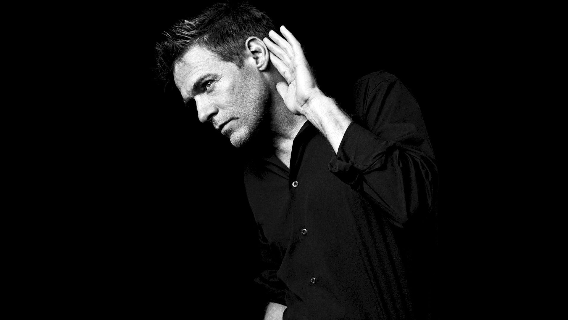 Bryan Adams photos,Rachel Brosnahan photos,Dana Horgan photos,Dominic Fumusa photos,Mae Whitman photos,Amanda Jane Cooper photos