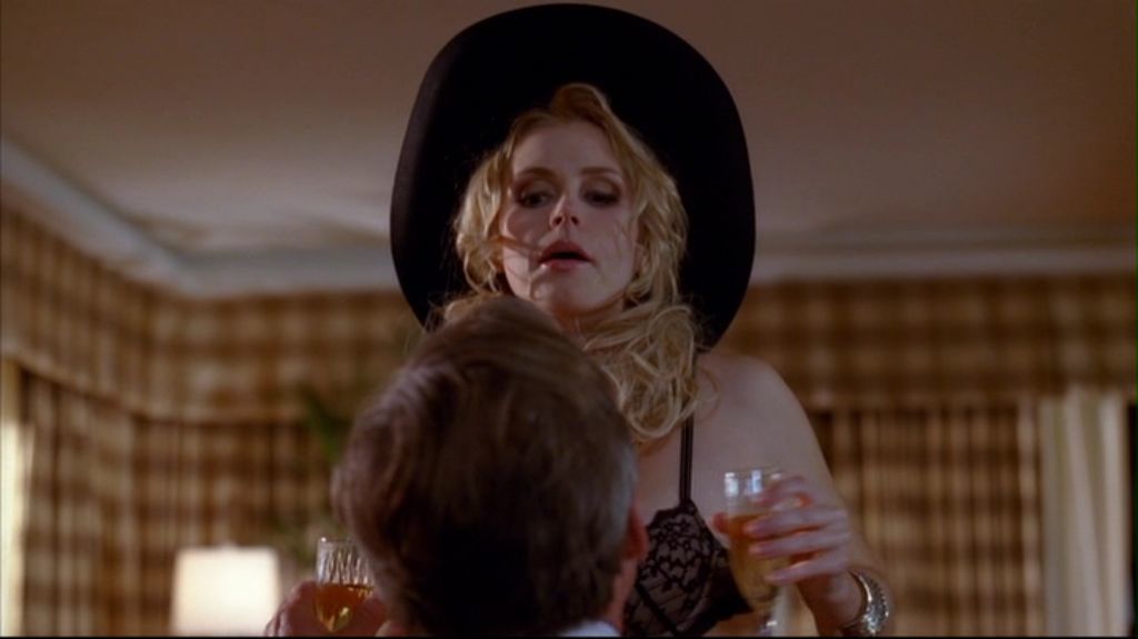 Pleasure is My Business episode synopsis,reviews,forums,photos,