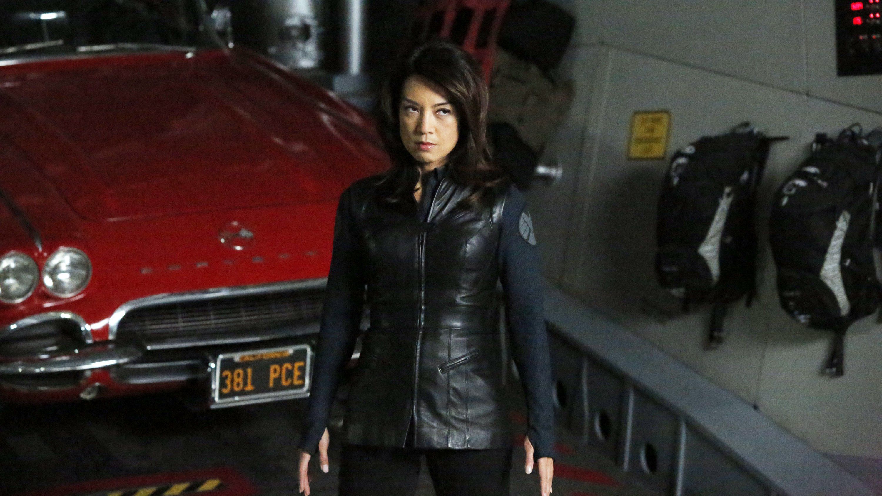 Turn, Turn, Turn episode synopsis,reviews,forums,photos,