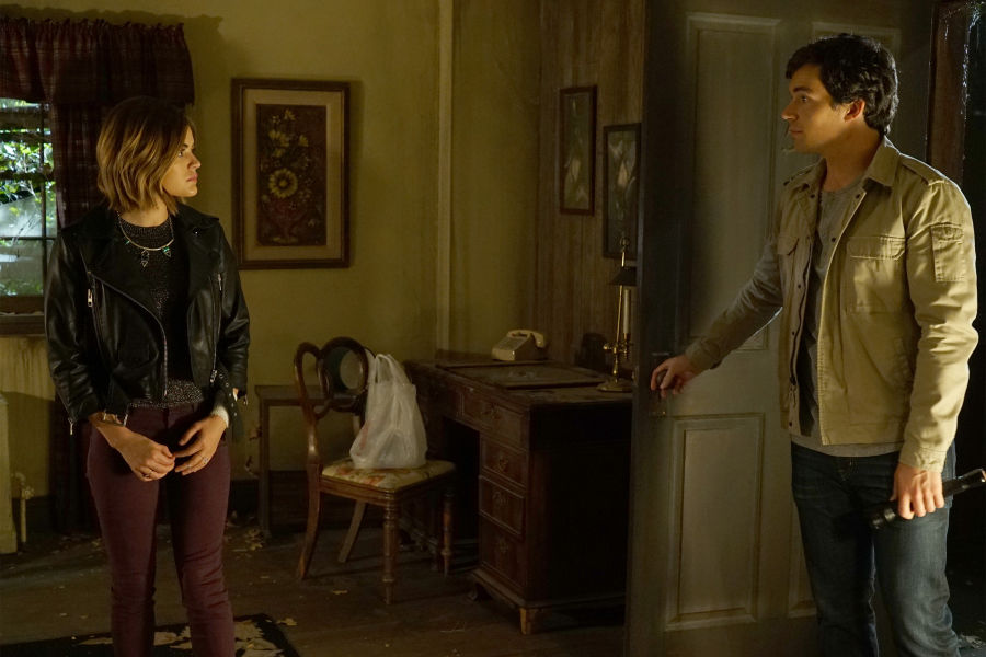 Hush, Hush, Sweet Liars episode synopsis,reviews,forums,photos,