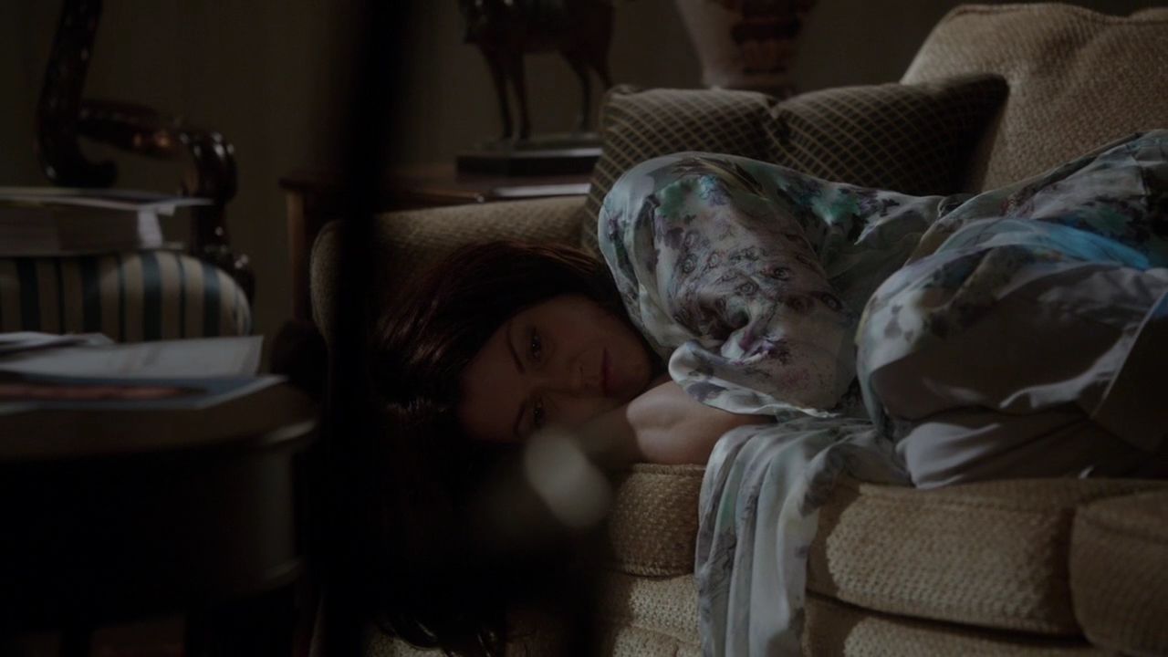 Inside the Bubble episode synopsis,reviews,forums,photos,