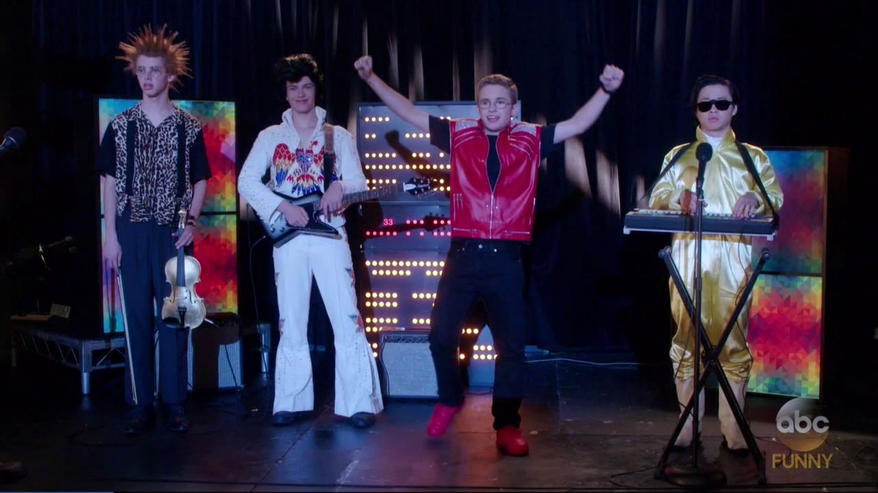 Revenge O' The Nerds episode synopsis,reviews,forums,photos,