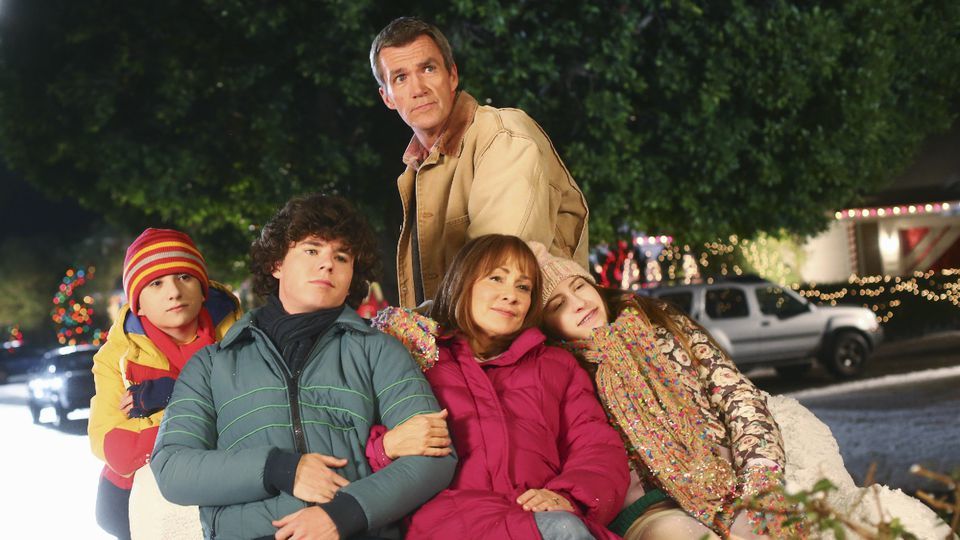 The Christmas Tree episode synopsis,reviews,forums,photos,