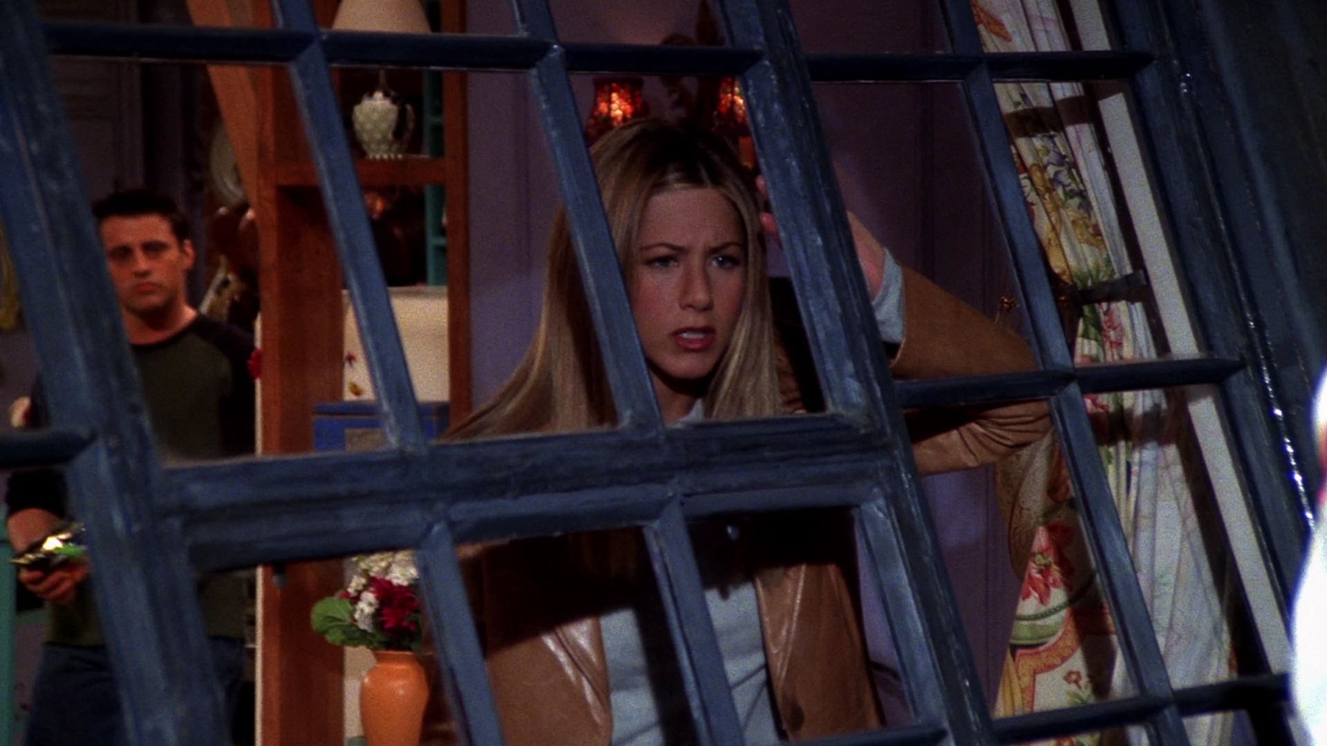 The One Where Chandler Can't Cry episode synopsis,reviews,forums,photos,