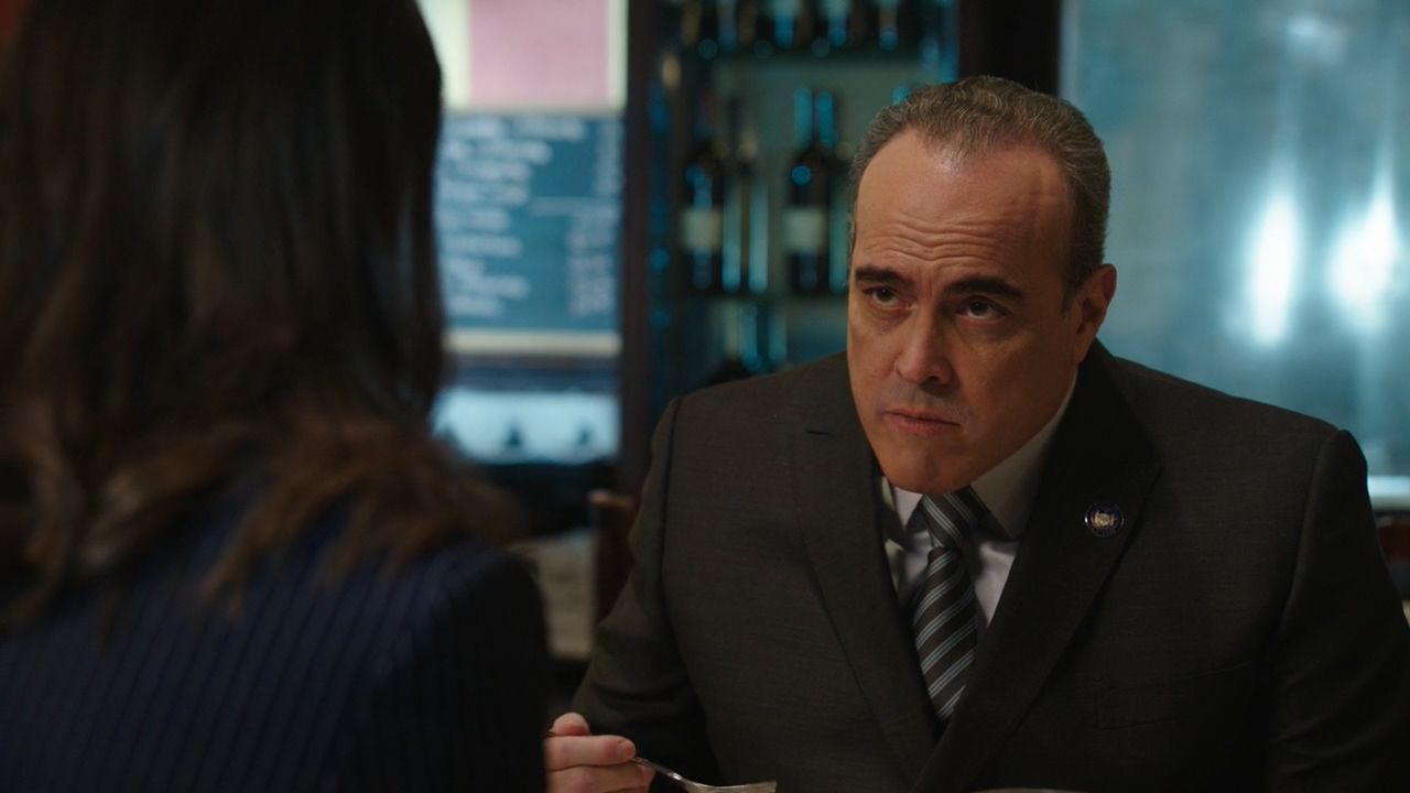 Strange Bedfellows episode synopsis,reviews,forums,photos,