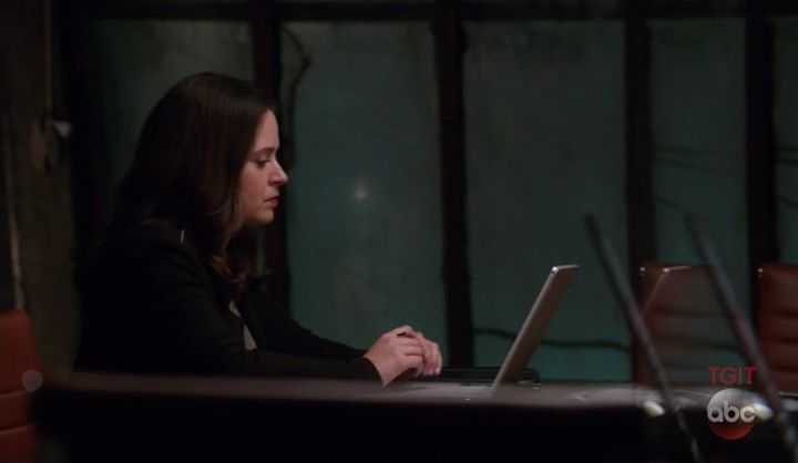 A Traitor Among Us episode synopsis,reviews,forums,photos,