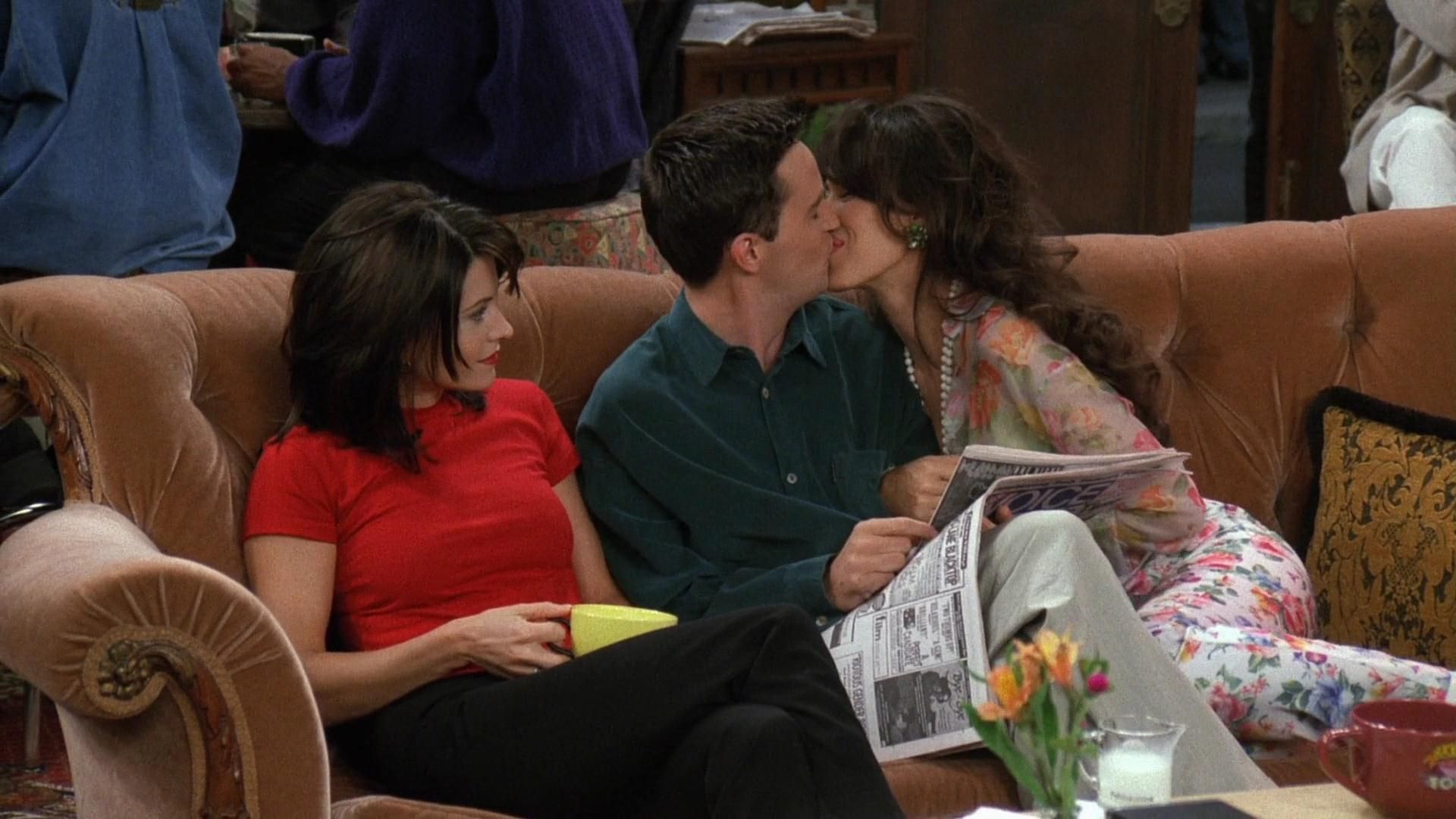The One With the Metaphorical Tunnel episode synopsis,reviews,forums,photos,