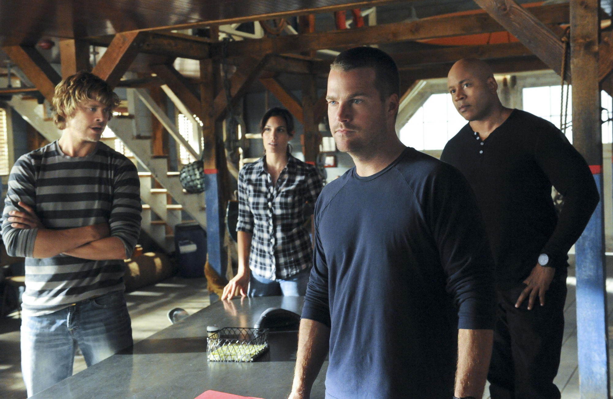 Sans Voir (2) episode synopsis,reviews,forums,photos,