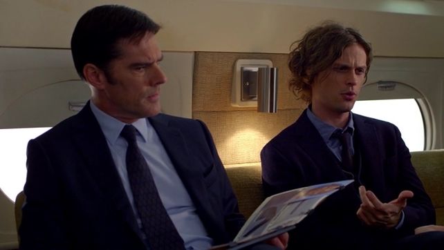 Hero Worship episode synopsis,reviews,forums,photos,