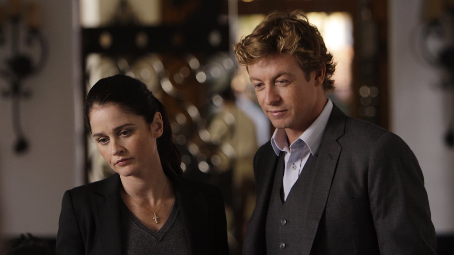 Crimson Casanova episode synopsis,reviews,forums,photos,