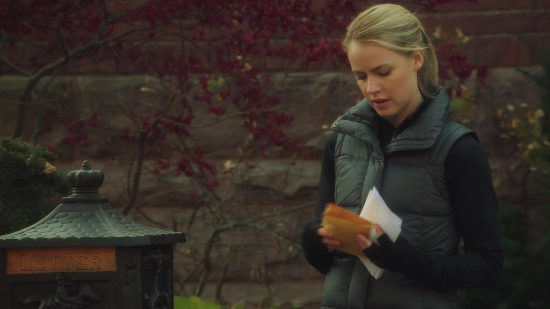 Black Badge episode synopsis,reviews,forums,photos,