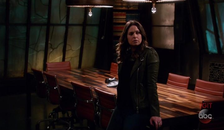 Head Games episode synopsis,reviews,forums,photos,