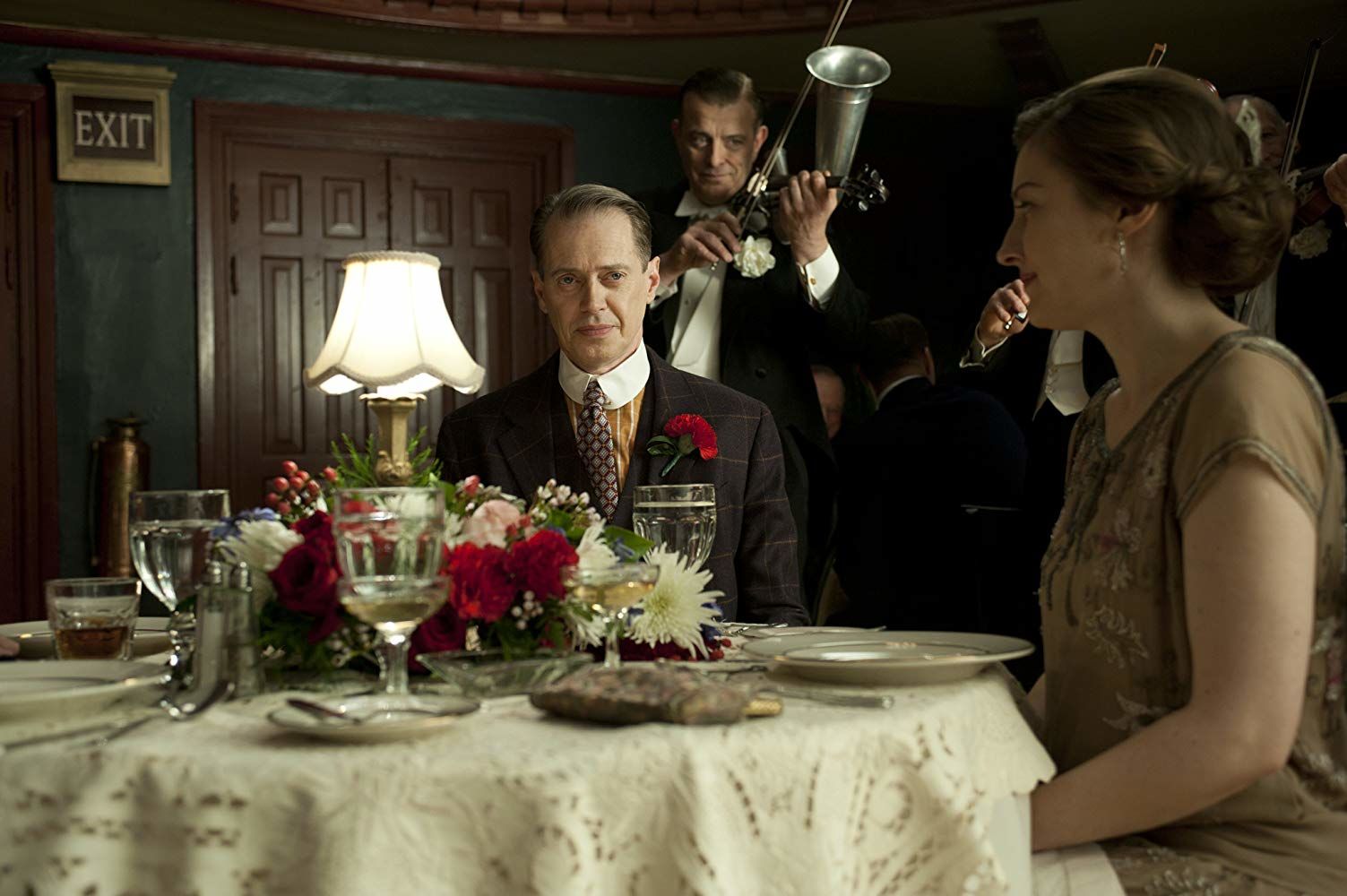 A Dangerous Maid episode synopsis,reviews,forums,photos,