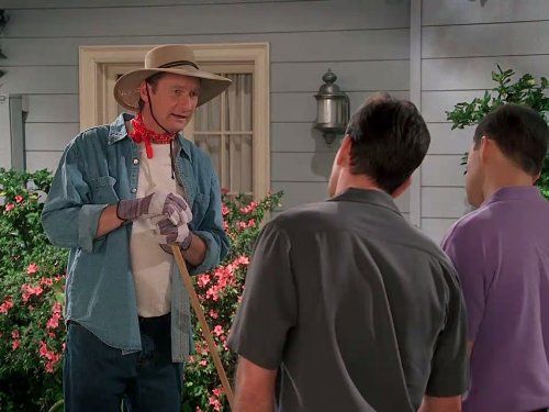 The Soil Is Moist episode synopsis,reviews,forums,photos,