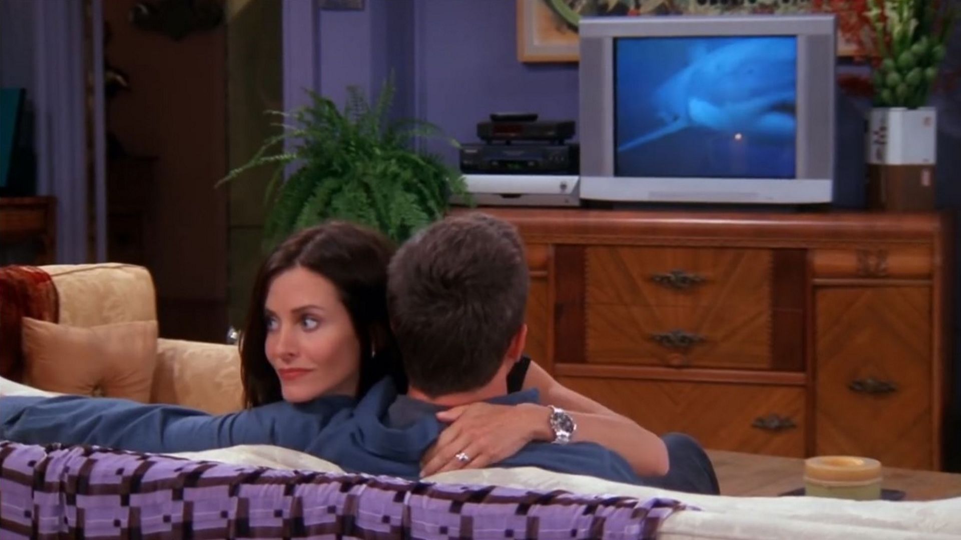 The One With the Sharks episode synopsis,reviews,forums,photos,