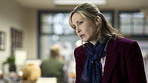 Underwater episode synopsis,reviews,forums,photos,