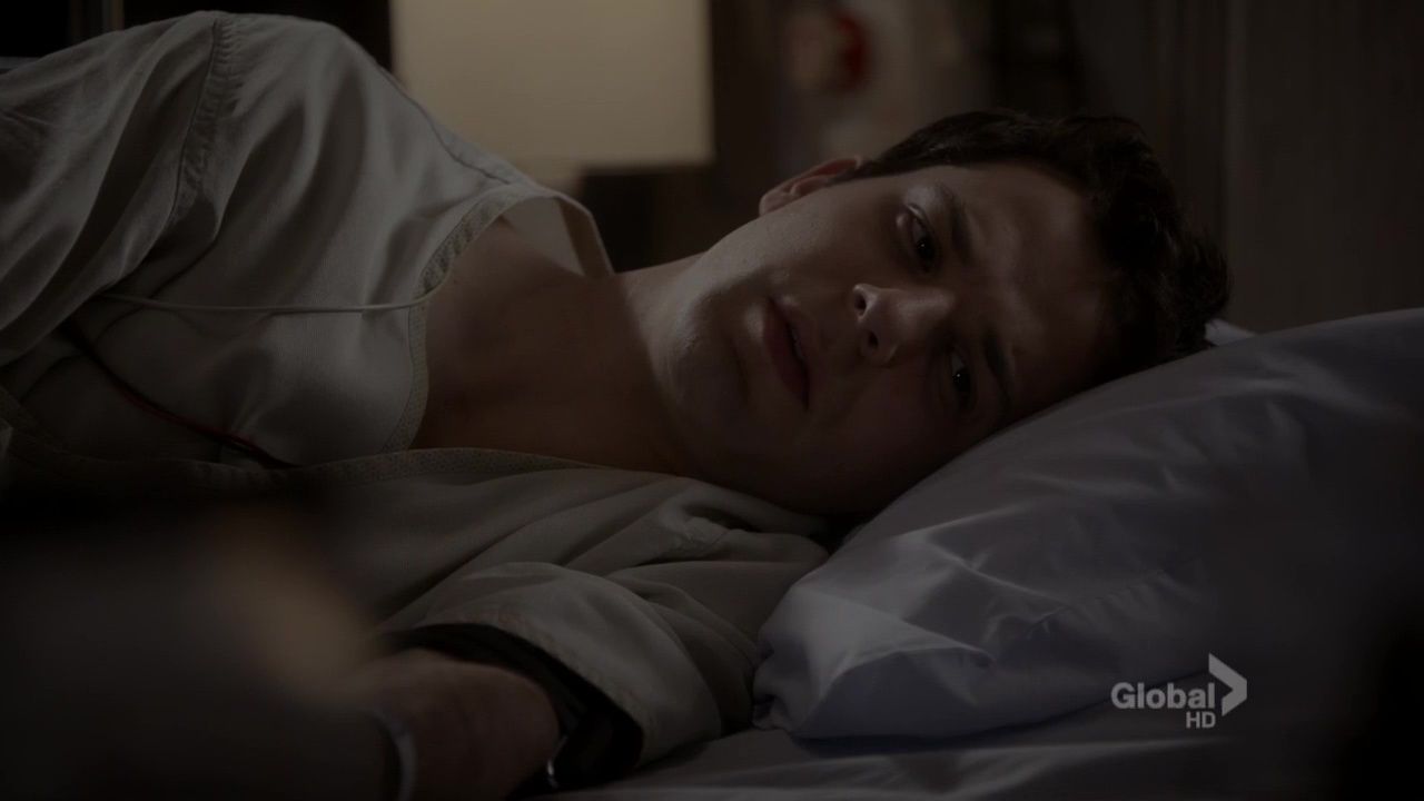 Holding On episode synopsis,reviews,forums,photos,