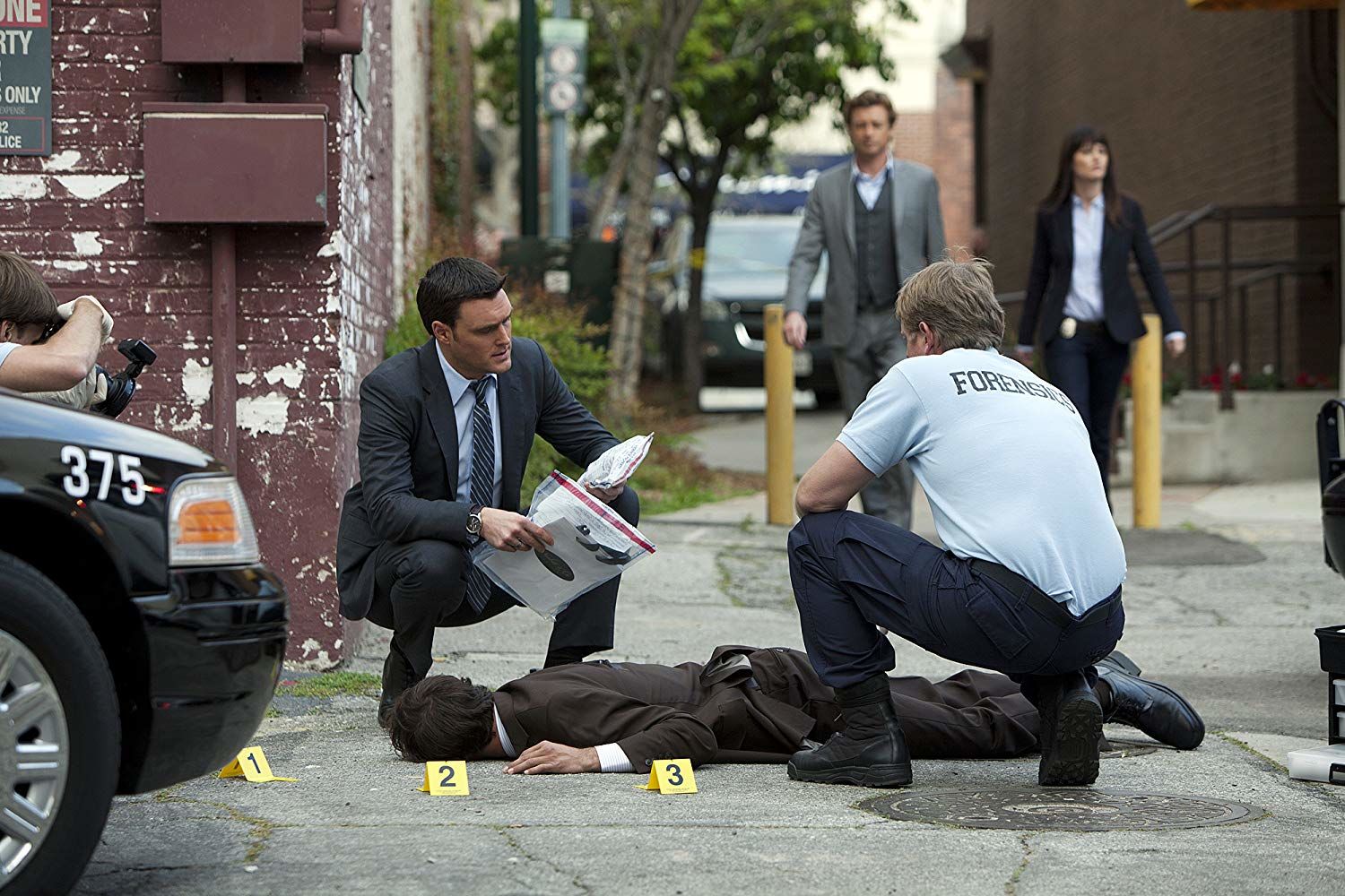 Like a Redheaded Stepchild episode synopsis,reviews,forums,photos,
