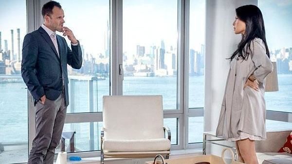 Blood is Thicker episode synopsis,reviews,forums,photos,
