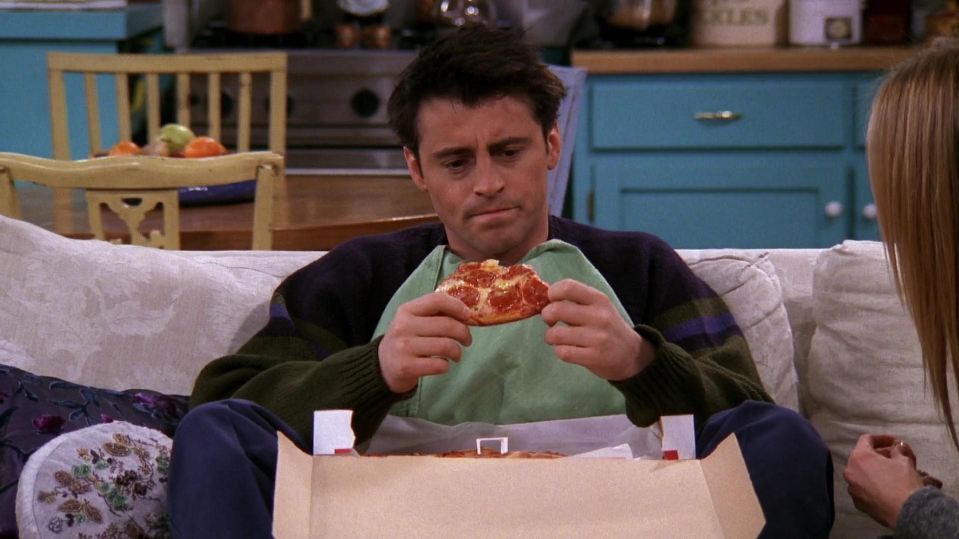 The One With Chandler's Work Laugh episode synopsis,reviews,forums,photos,