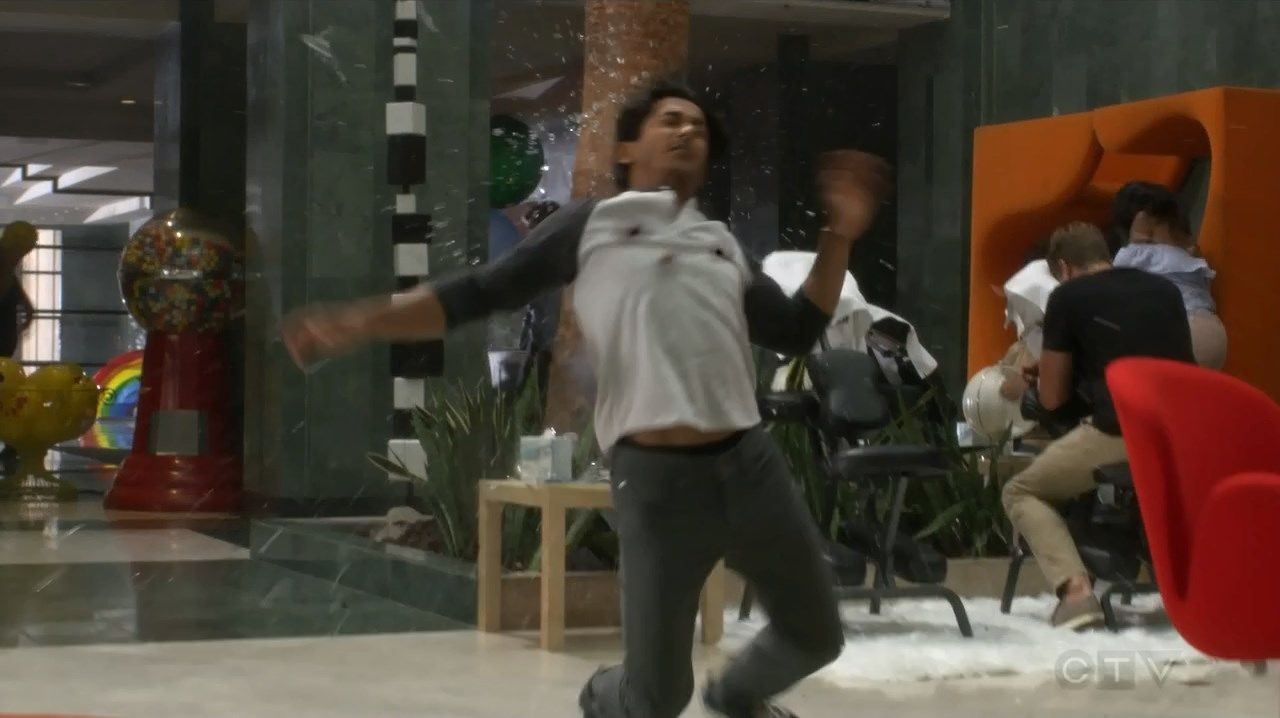 Killer App episode synopsis,reviews,forums,photos,