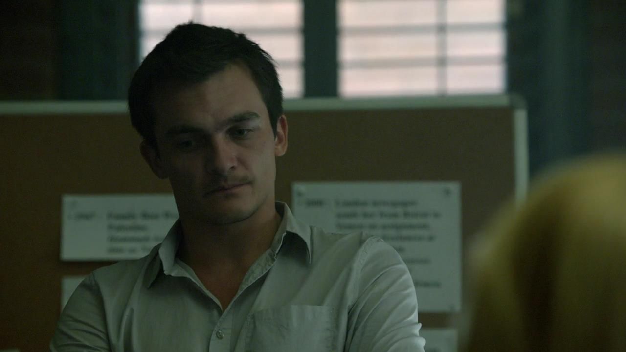 Two Hats episode synopsis,reviews,forums,photos,