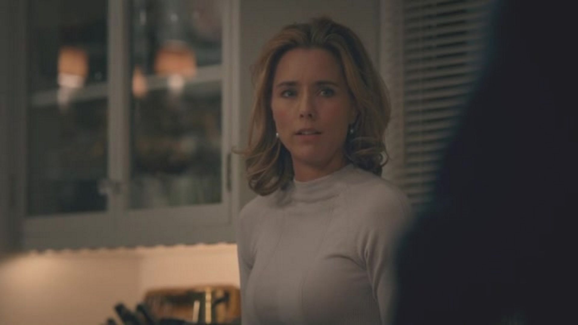 The Operative episode synopsis,reviews,forums,photos,