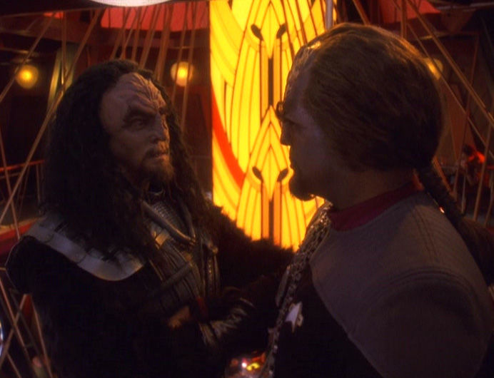Soldiers of the Empire episode synopsis,reviews,forums,photos,