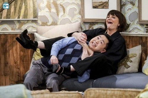 And the Jessica Shmessica episode synopsis,reviews,forums,photos,